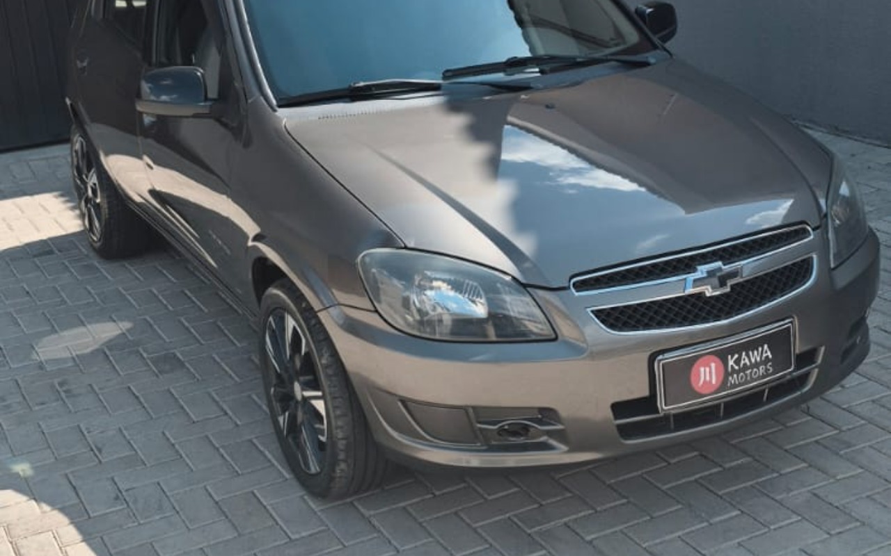 Chevrolet Celta ADVANTAGE 1.0 8v FlexPower 5p na cor Cinza em Ponta Grossa / PR - 1034690