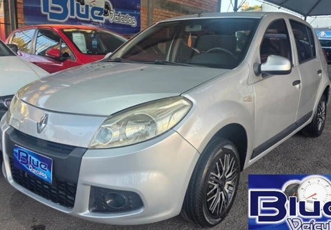 Renault Sandero 2012 Prata — foto 1 de 3