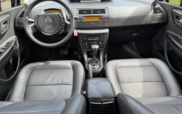 imagem-https://www.socarrao.com.br/sc-vehicle-images-prod/1034705/1788962873835-8034278_16_B_77f43e6c63.jpeg