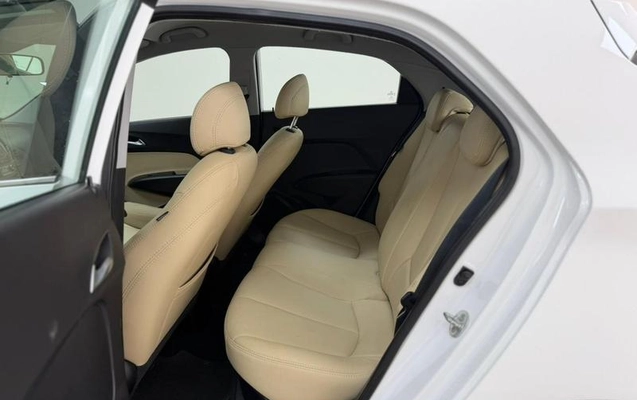 imagem-https://www.socarrao.com.br/sc-vehicle-images-prod/1035059/1784036085507-7728549_17_B_f90ead8915.jpeg