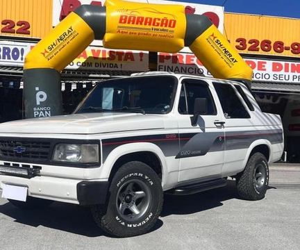 Chevrolet D-20 1992 Branco — foto 1 de 3