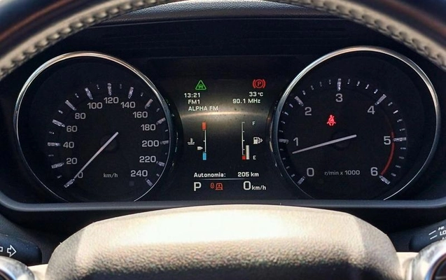 imagem-https://www.socarrao.com.br/sc-vehicle-images-prod/1035271/1788449851874-8034556_8_B_6013bde0ba.jpeg