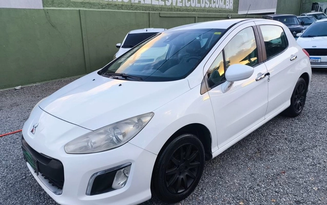 imagem-https://www.socarrao.com.br/sc-vehicle-images-prod/1035300/1778190751320-SU1HXzIwMjYwNTA3XzE3MjYxMSAoQ29weSkuanBn.jpg