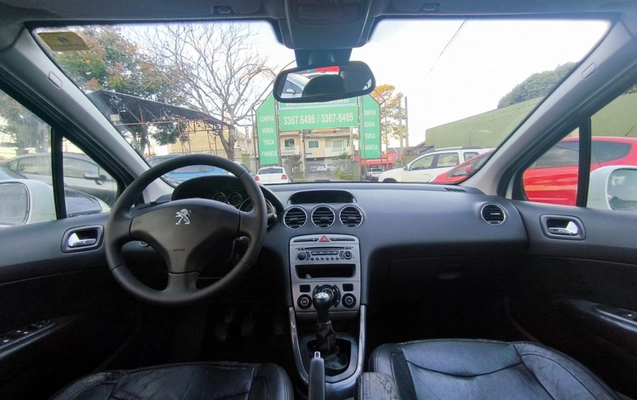 imagem-https://www.socarrao.com.br/sc-vehicle-images-prod/1035300/1778190751803-SU1HXzIwMjYwNTA3XzE3MjcwNCAoQ29weSkgLSBDb3BpYS5qcGc.jpg