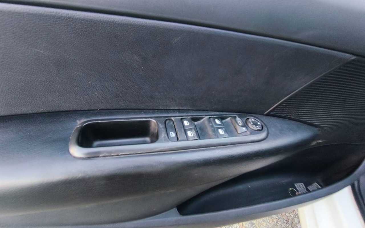 imagem-https://www.socarrao.com.br/sc-vehicle-images-prod/1035300/1778190752067-SU1HXzIwMjYwNTA3XzE3MjcxNiAoQ29weSkgLSBDb3BpYS5qcGc.jpg