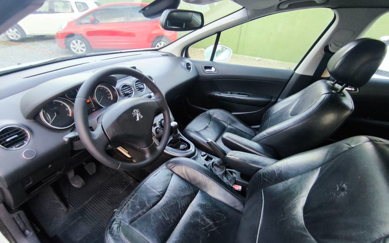 imagem-https://www.socarrao.com.br/sc-vehicle-images-prod/1035300/1778190752205-SU1HXzIwMjYwNTA3XzE3MjcxOSAoQ29weSkgLSBDb3BpYS5qcGc.jpg