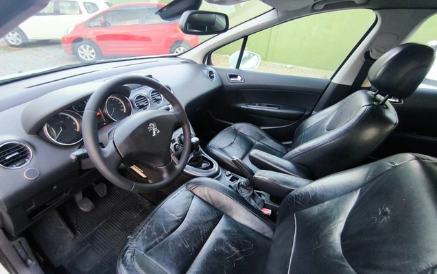 imagem-https://www.socarrao.com.br/sc-vehicle-images-prod/1035300/1778190752205-SU1HXzIwMjYwNTA3XzE3MjcxOSAoQ29weSkgLSBDb3BpYS5qcGc.jpg