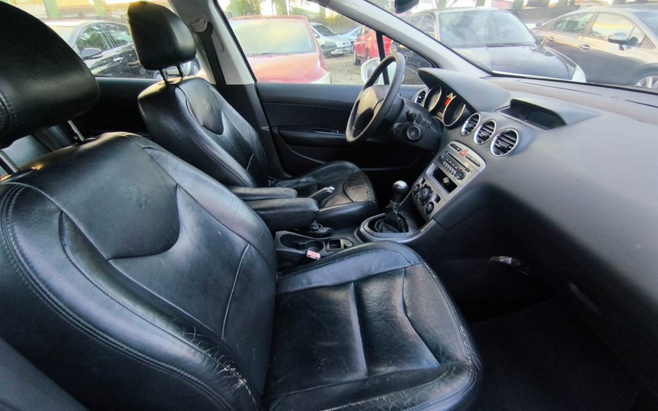 imagem-https://www.socarrao.com.br/sc-vehicle-images-prod/1035300/1778190752501-SU1HXzIwMjYwNTA3XzE3MjgxNiAoQ29weSkuanBn.jpg