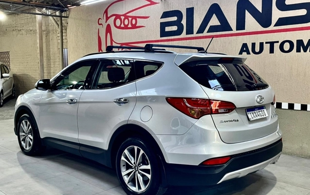 imagem-https://www.socarrao.com.br/sc-vehicle-images-prod/1035531/1777383417569-xLqDAF0fScNGYft4cv91aVOKyaZk30CB.jpg