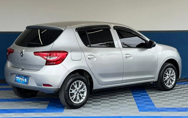 imagem-https://www.socarrao.com.br/sc-vehicle-images-prod/1035538/1786548615424-7963317_0_B_a82fac318d.jpeg