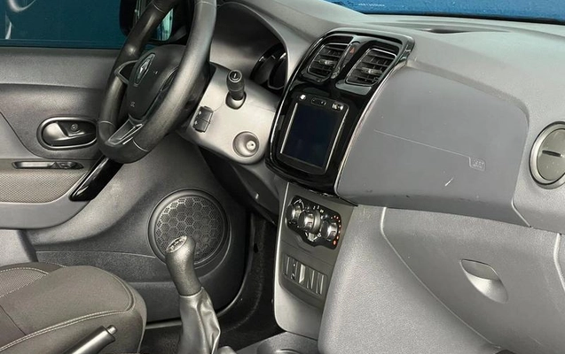 imagem-https://www.socarrao.com.br/sc-vehicle-images-prod/1035538/1786548615429-7963317_12_B_b199028adb.jpeg