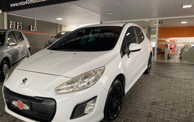 imagem-https://www.socarrao.com.br/sc-vehicle-images-prod/1035568/1780920682601-8030236_16_B_fffac0dc60.jpeg