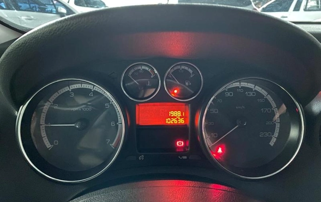 imagem-https://www.socarrao.com.br/sc-vehicle-images-prod/1035568/1780920682610-8030236_10_B_d3112c1ef8.jpeg