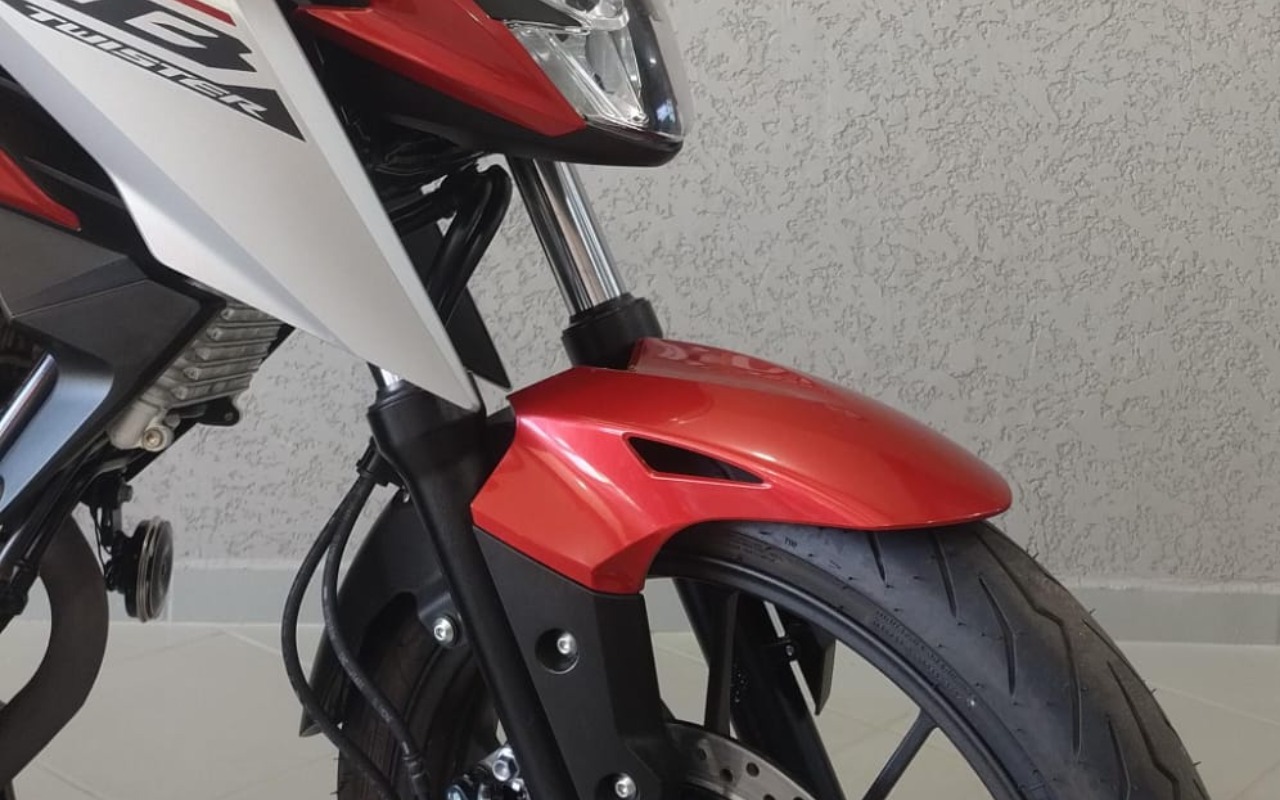 imagem-https://www.socarrao.com.br/sc-vehicle-images-prod/1035613/1777385380873-V2hhdHNBcHAgSW1hZ2UgMjAyNi0wNC0xOCBhdCAxMi4wNi40Ni5qcGVn.jpeg