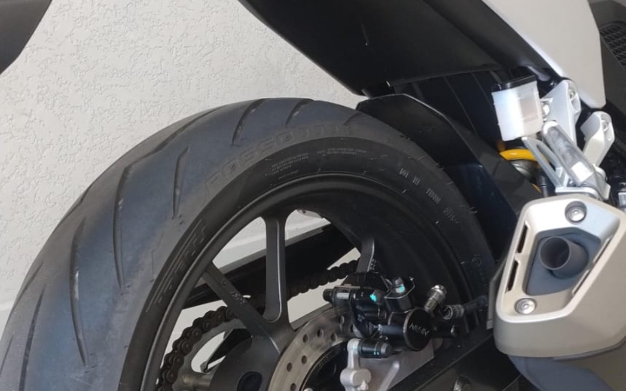 imagem-https://www.socarrao.com.br/sc-vehicle-images-prod/1035613/1777385381498-V2hhdHNBcHAgSW1hZ2UgMjAyNi0wNC0xOCBhdCAxMi4wOC4yNi5qcGVn.jpeg