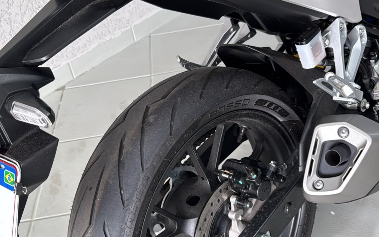 imagem-https://www.socarrao.com.br/sc-vehicle-images-prod/1035613/1790862750147-V2hhdHNBcHAgSW1hZ2UgMjAyNi0wOS0zMCBhdCAxMS4yNC40MC5qcGVn.jpeg