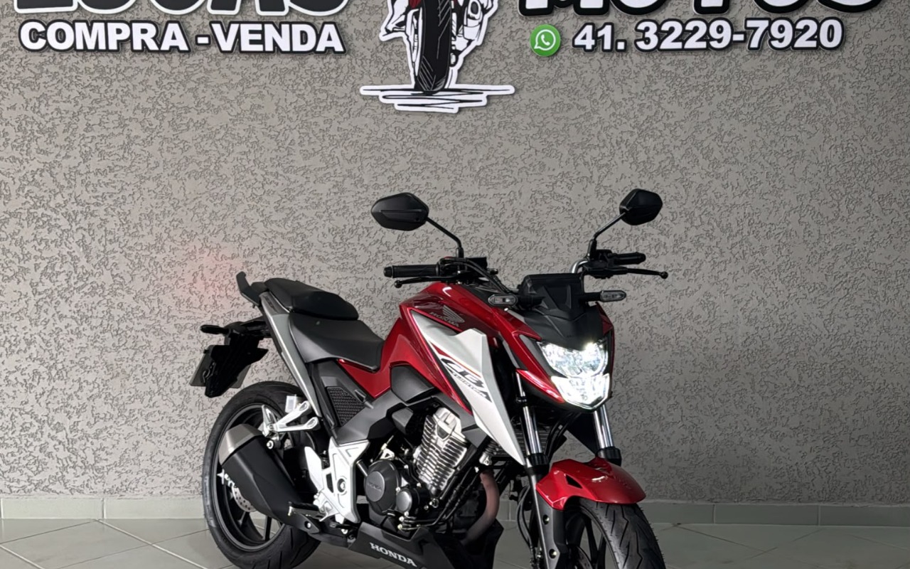 imagem-https://www.socarrao.com.br/sc-vehicle-images-prod/1035613/1790862750732-V2hhdHNBcHAgSW1hZ2UgMjAyNi0wOS0zMCBhdCAxMS4yNy4zOC5qcGVn.jpeg
