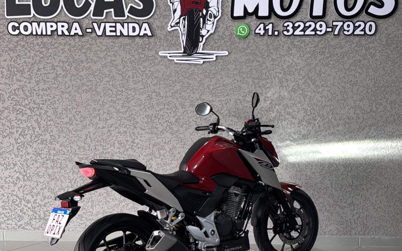 imagem-https://www.socarrao.com.br/sc-vehicle-images-prod/1035613/1790862750980-V2hhdHNBcHAgSW1hZ2UgMjAyNi0wOS0zMCBhdCAxMi4wNS4wNy5qcGVn.jpeg