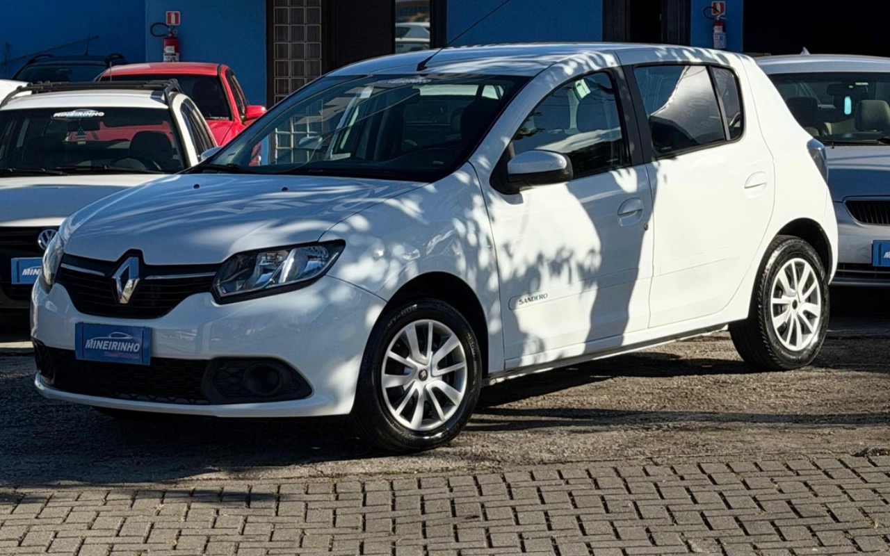 Renault Sandero Authentique Hi-Power 1.0 16V 5p na cor Branco em Pinhais / PR - 1035804