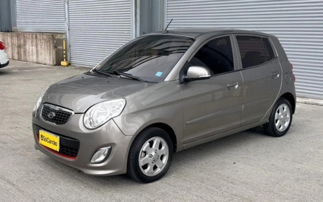 imagem-https://www.socarrao.com.br/sc-vehicle-images-prod/1035869/1787068908685-TYchAdJdfTp4fS1zcAh9QCJiCss8vyw9.jpg