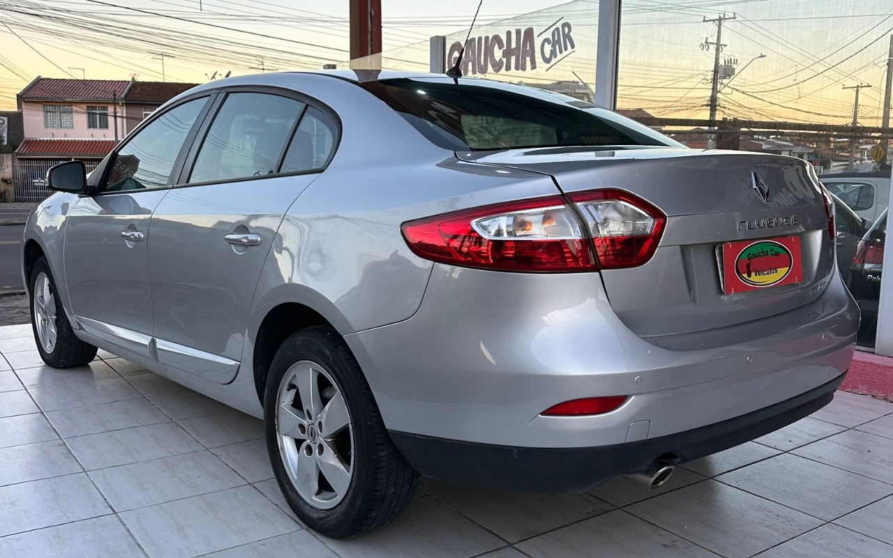 imagem-https://www.socarrao.com.br/sc-vehicle-images-prod/1035921/1778589670796-MWEzMjQ1ODYtOTQ4My00YmM1LWE0YTEtYTc3YzE1N2JkNDJjLmpwZw.jpg