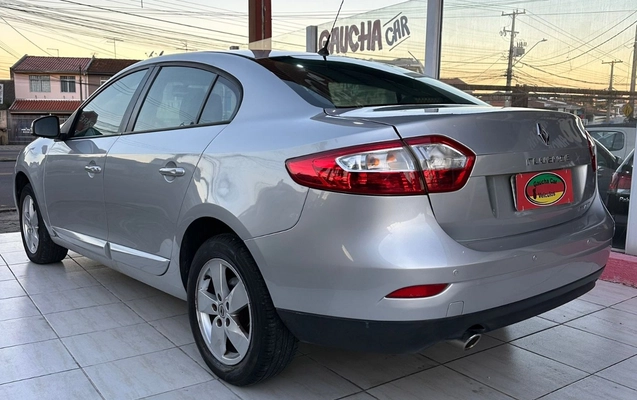 imagem-https://www.socarrao.com.br/sc-vehicle-images-prod/1035921/1778589670796-MWEzMjQ1ODYtOTQ4My00YmM1LWE0YTEtYTc3YzE1N2JkNDJjLmpwZw.jpg