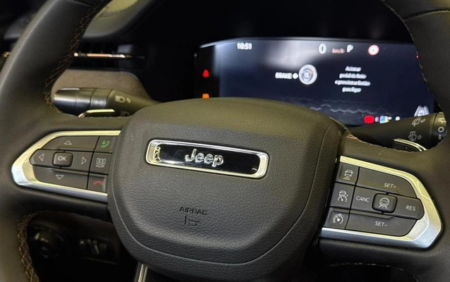 imagem-https://www.socarrao.com.br/sc-vehicle-images-prod/1035959/1788436226531-8036095_2_B_86467a8d74.jpeg