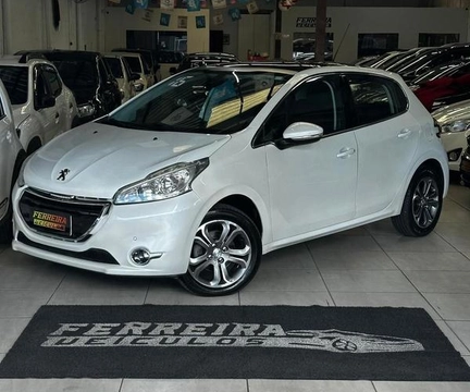 Peugeot 208 2016 Branco — foto 1 de 3