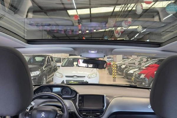 imagem-https://www.socarrao.com.br/sc-vehicle-images-prod/1035972/1786103031305-7841840_9_B_00db3d59aa.jpeg