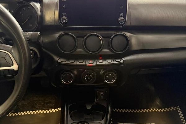 imagem-https://www.socarrao.com.br/sc-vehicle-images-prod/1035987/1786103047460-7915109_2_B_2cced7f730.jpeg