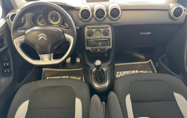 imagem-https://www.socarrao.com.br/sc-vehicle-images-prod/1036005/1786103074317-7499692_6_B_1a8c9e4e69.jpeg