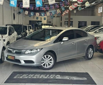 Honda Civic 2013 Prata — foto 1 de 3