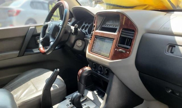 imagem-https://www.socarrao.com.br/sc-vehicle-images-prod/1036064/1777467855207-6792612_9_B_85def06773.jpeg