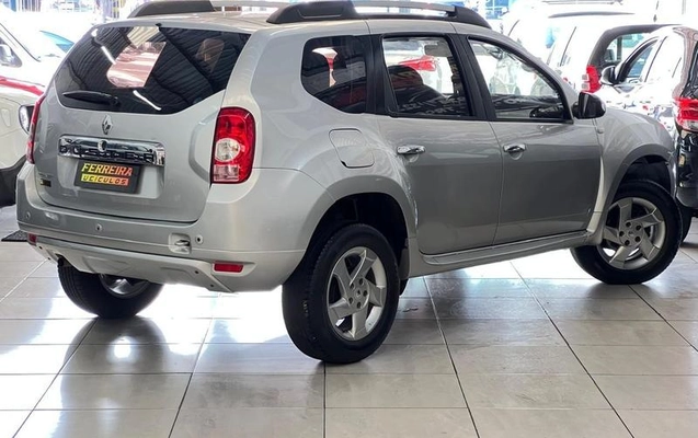 imagem-https://www.socarrao.com.br/sc-vehicle-images-prod/1036069/1788269136631-6565830_1_B_b2d838b0c5.jpeg