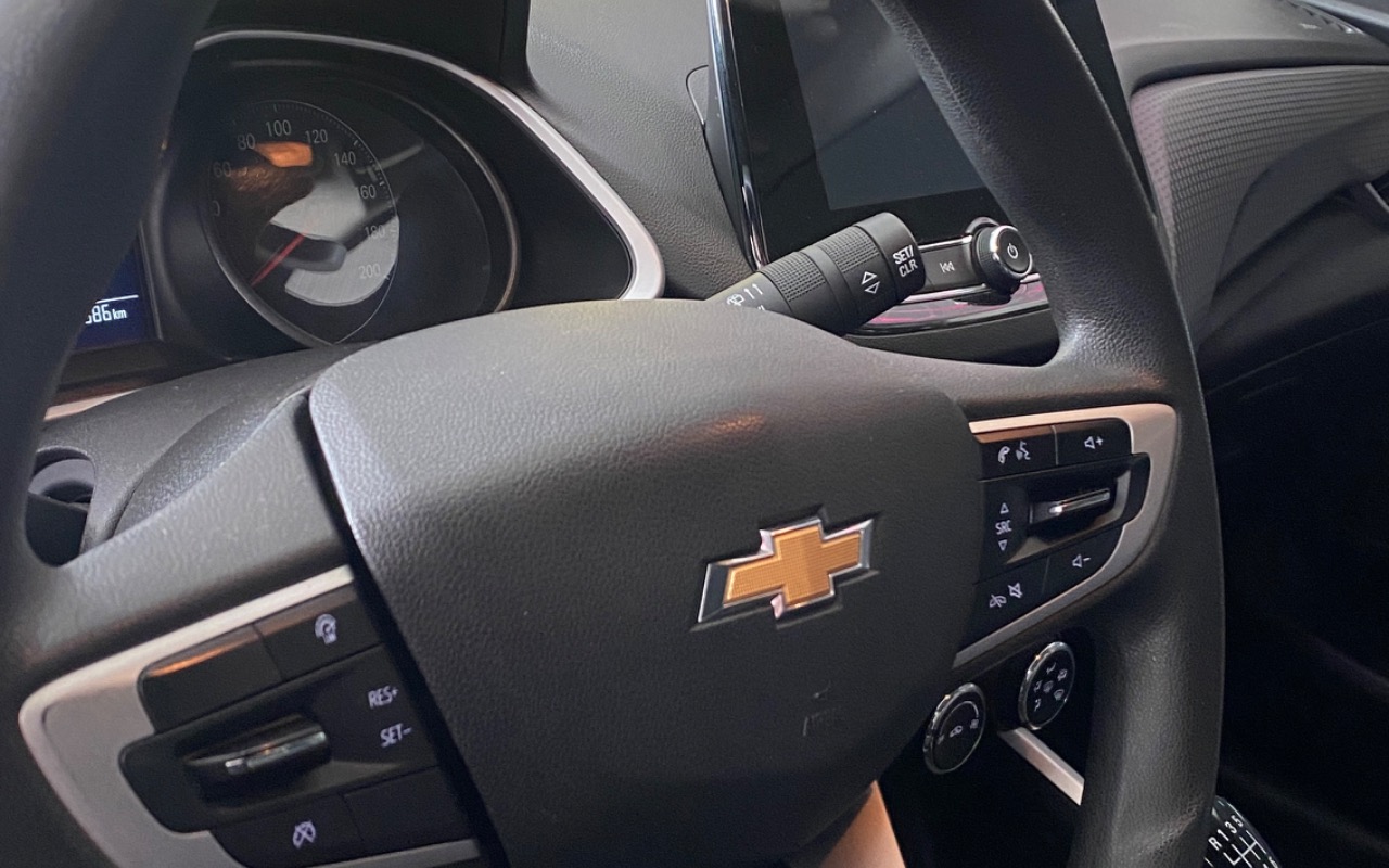 imagem-https://www.socarrao.com.br/sc-vehicle-images-prod/1036072/1779457179312-SU1HXzE3NTguanBlZw.jpeg