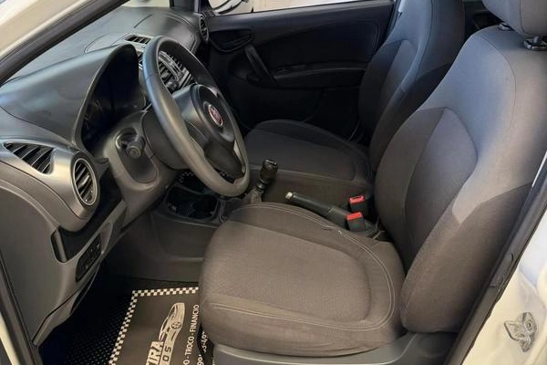 imagem-https://www.socarrao.com.br/sc-vehicle-images-prod/1036130/1786534039336-7939154_0_B_b7a7493636.jpeg