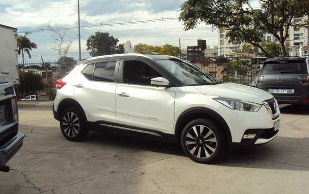 imagem-https://www.socarrao.com.br/sc-vehicle-images-prod/1036157/1777397301471-RFNDMDA2NTEuSlBH.JPG