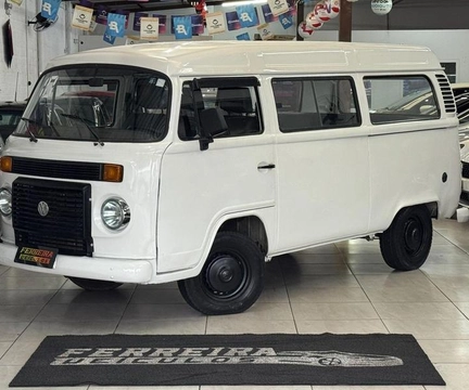Volkswagen Kombi 2010 Branco — foto 1 de 3