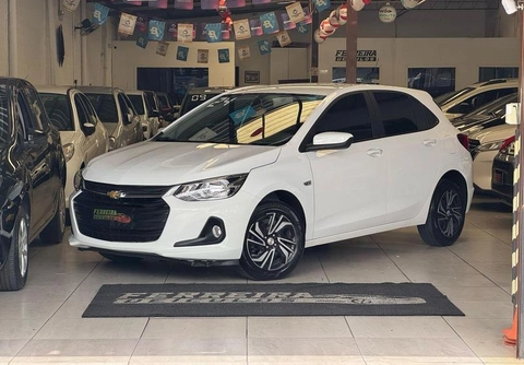 Chevrolet Onix 2024 Branco — foto 1 de 3