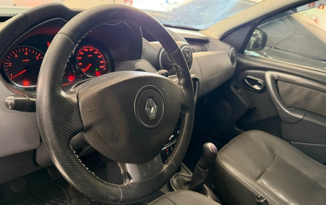 imagem-https://www.socarrao.com.br/sc-vehicle-images-prod/1036218/1777397887724-V2hhdHNBcHAgSW1hZ2UgMjAyNi0wNC0yOCBhdCAxNC4yMS4xMS5qcGVn.jpeg