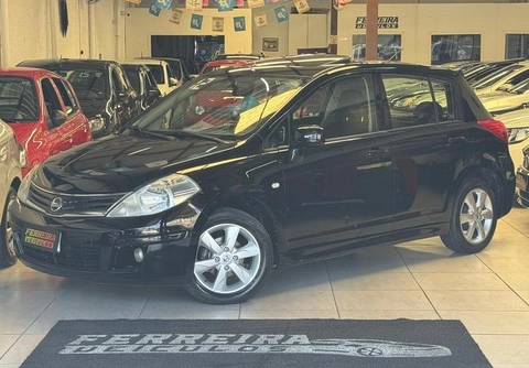 Nissan TIIDA 2012 Preto — foto 1 de 3