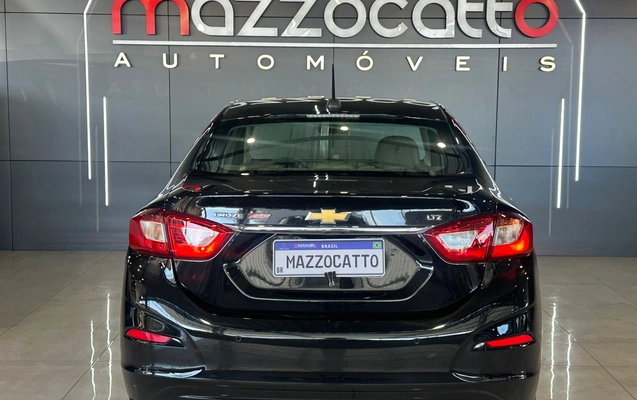imagem-https://www.socarrao.com.br/sc-vehicle-images-prod/1036307/1777400082133-003_3c43d935526c1104765949f22b675060.jpeg
