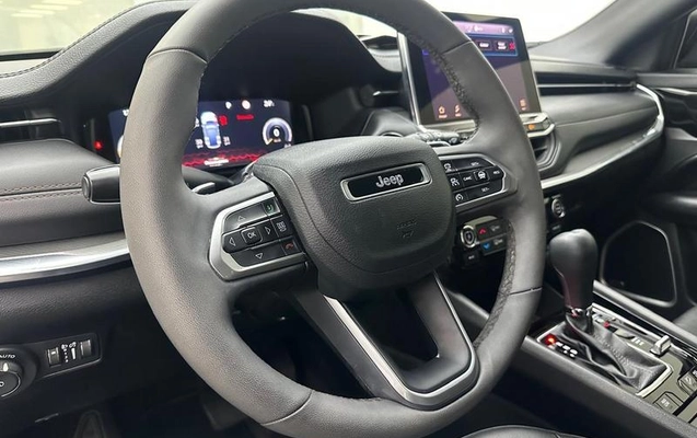 imagem-https://www.socarrao.com.br/sc-vehicle-images-prod/1036348/1789153399700-8036836_7_B_60f06d51b4.jpeg