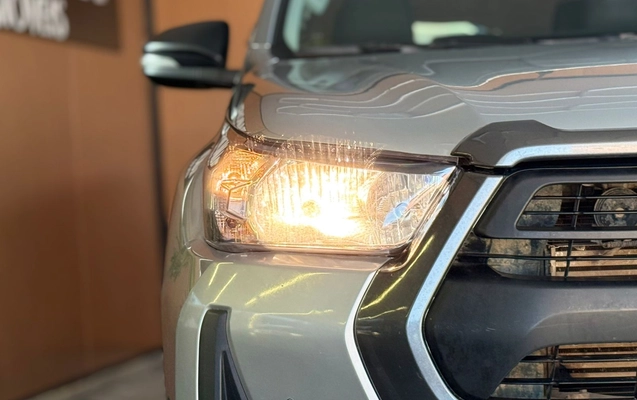 imagem-https://www.socarrao.com.br/sc-vehicle-images-prod/1036475/1777403570319-003_e70d6d398292accb7a9157d90dfe73a0.jpeg
