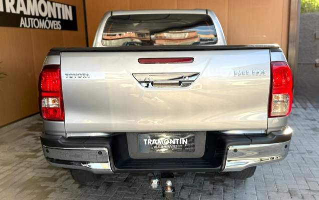 imagem-https://www.socarrao.com.br/sc-vehicle-images-prod/1036475/1777403570322-003_4c71bbb548359008f393d3ad28be7210.jpeg