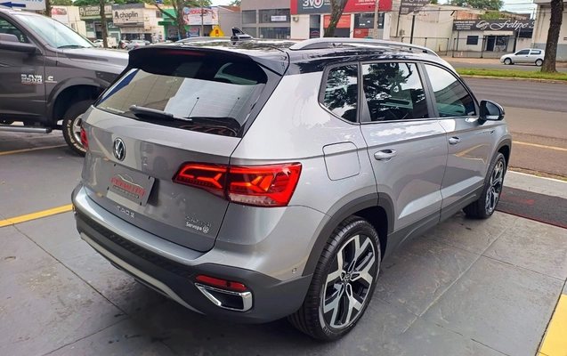 imagem-https://www.socarrao.com.br/sc-vehicle-images-prod/1036489/1777403630450-VlcgVEFPUyAxLjQgMjUwIFRTSSBUT1RBTCBGTEVYIEhJR0hMSU5FIDIwMjQgUFJBVEEgNC5qcGc.jpg