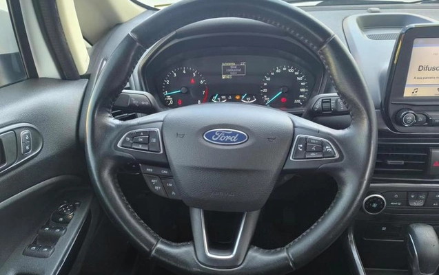 imagem-https://www.socarrao.com.br/sc-vehicle-images-prod/1036509/1780936142982-7910727_19_B_17af220a77.jpeg