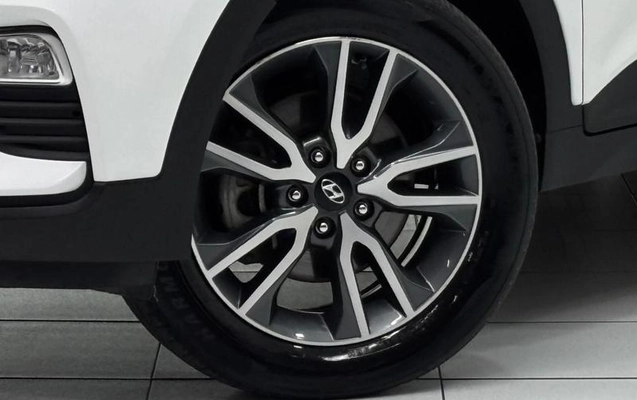 imagem-https://www.socarrao.com.br/sc-vehicle-images-prod/1036680/1788882851239-8037885_12_B_5290b6f6d4.jpeg