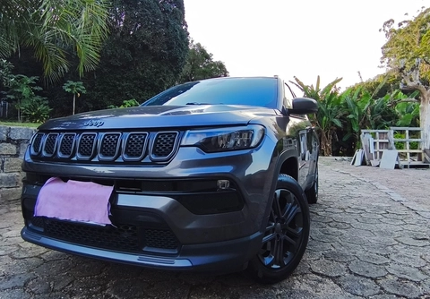 Jeep Compass 2022 Cinza — foto 1 de 3