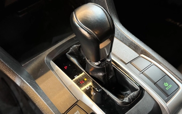 imagem-https://www.socarrao.com.br/sc-vehicle-images-prod/1036750/1777407641920-15_025818.jpg